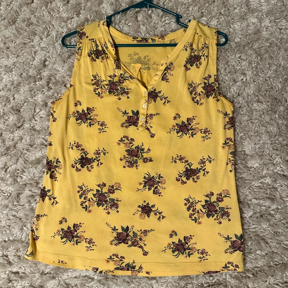 Yellow Floral Sleeveless Tank Top with Buttoned Detail